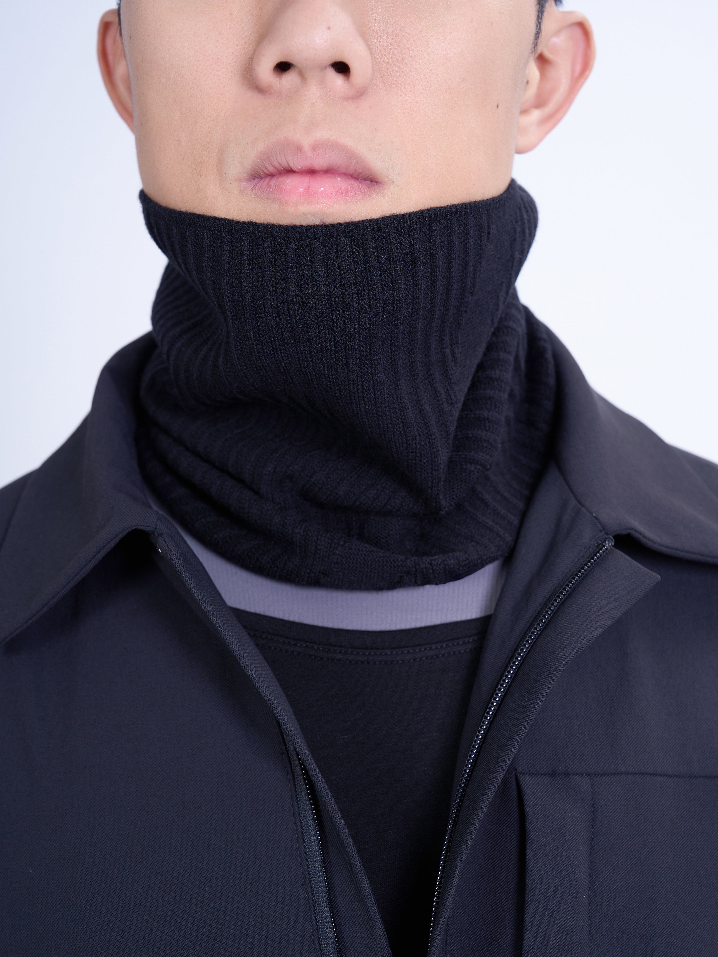 MUTE NECK WARMER