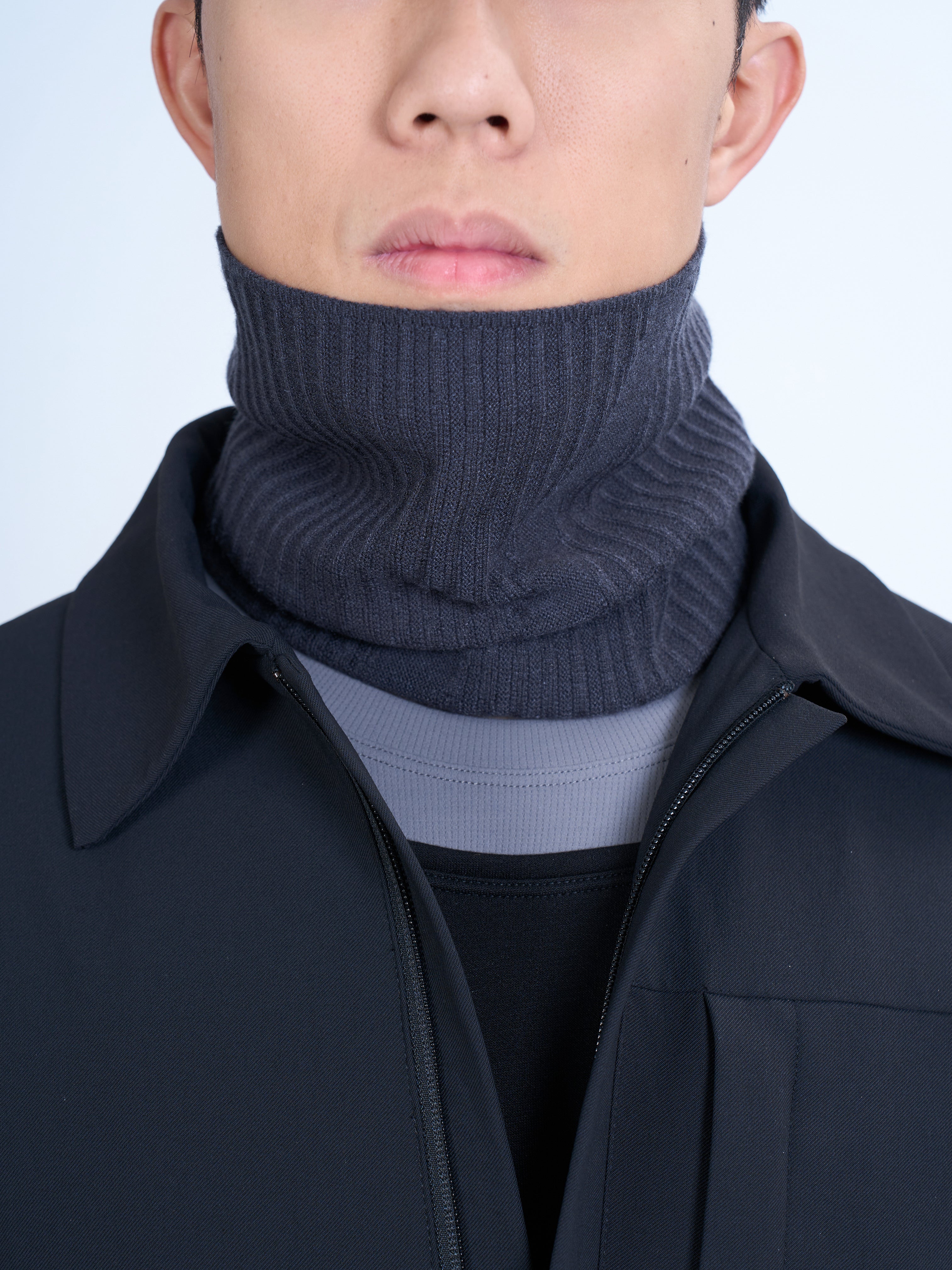 MUTE NECK WARMER
