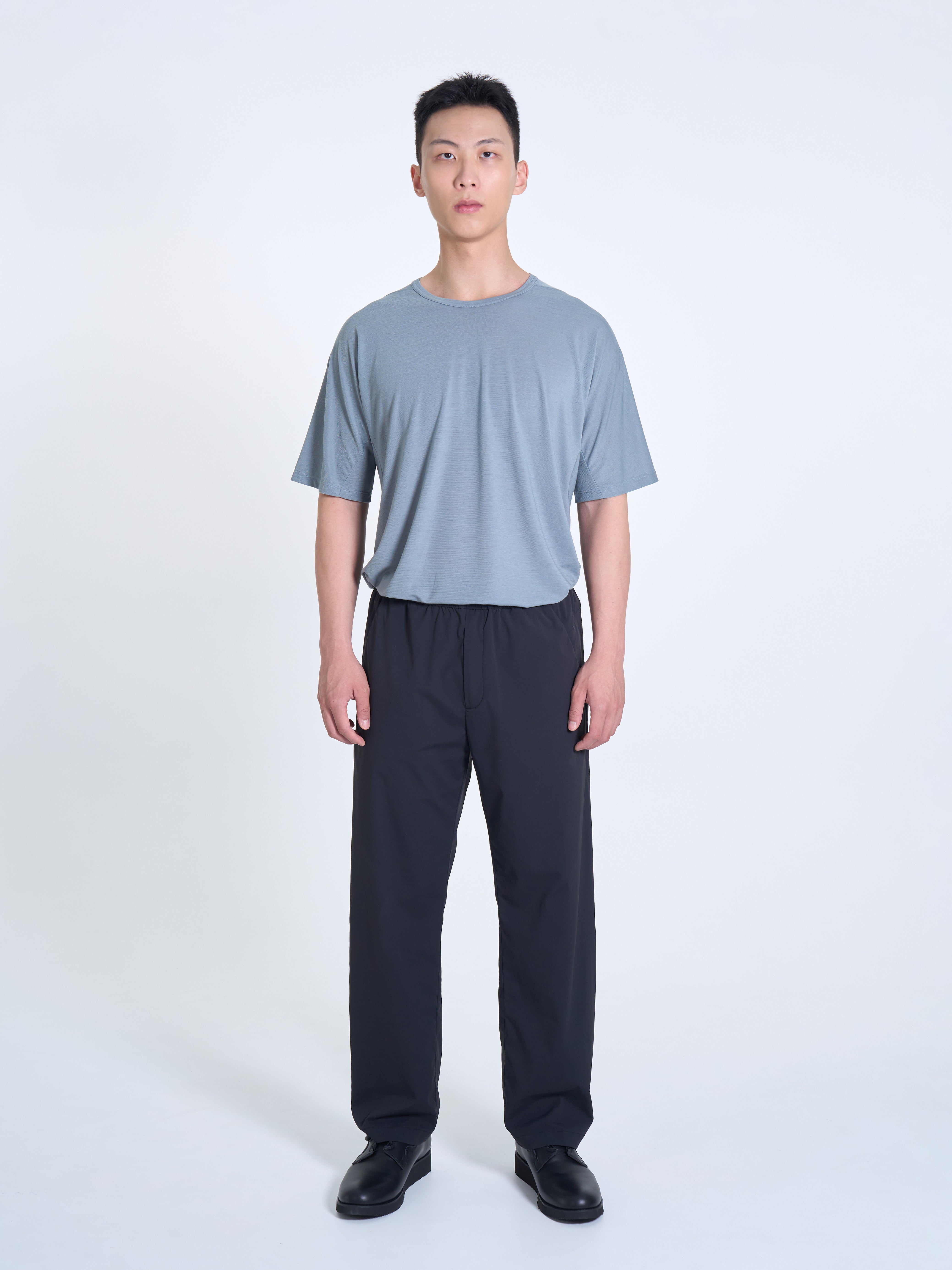 INTUITIVE FLUID TRACK PANTS BL