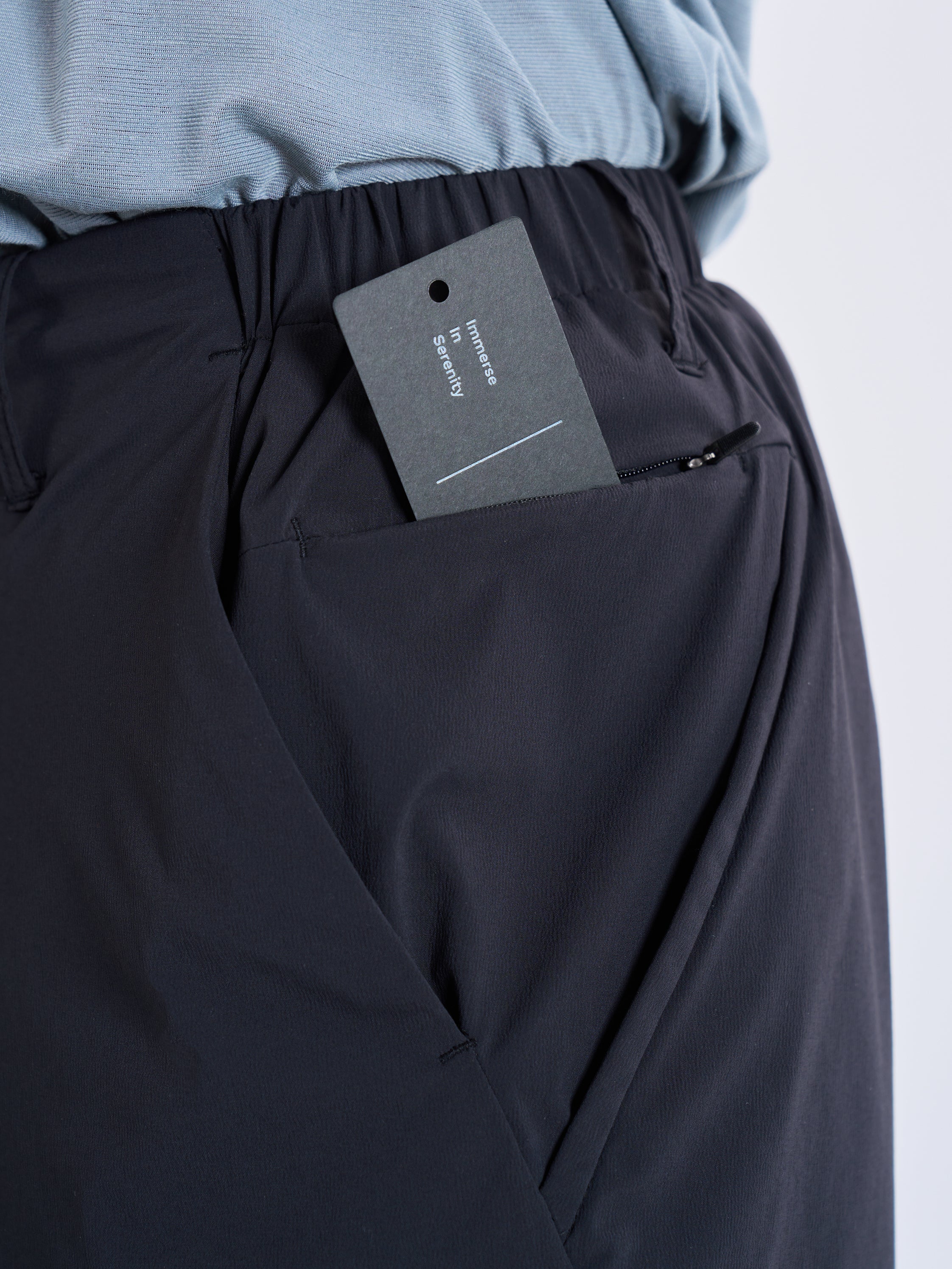 INTUITIVE REACH SHORTS BL