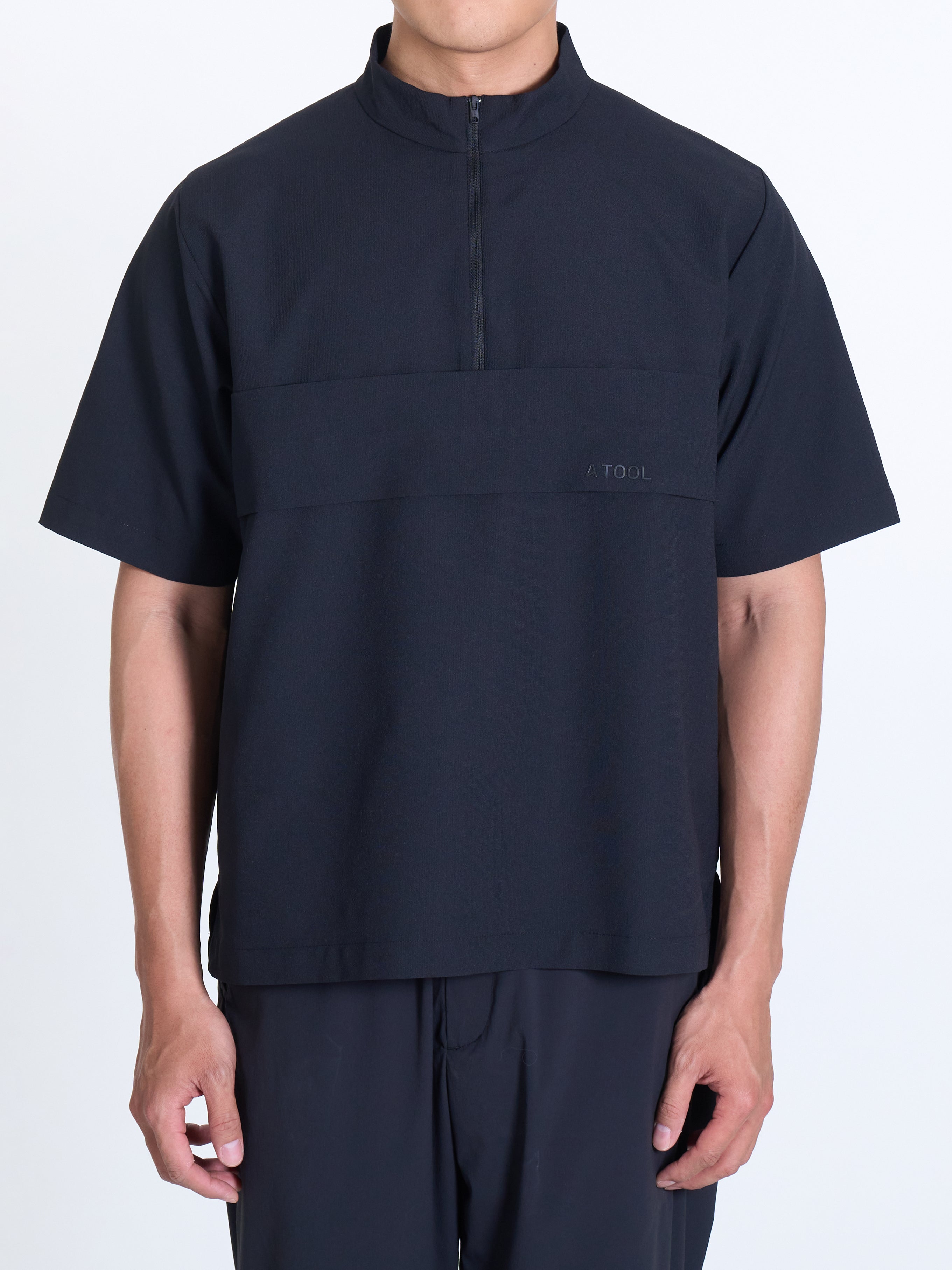 SHORT-SLEEVE QUARTER ZIP BL