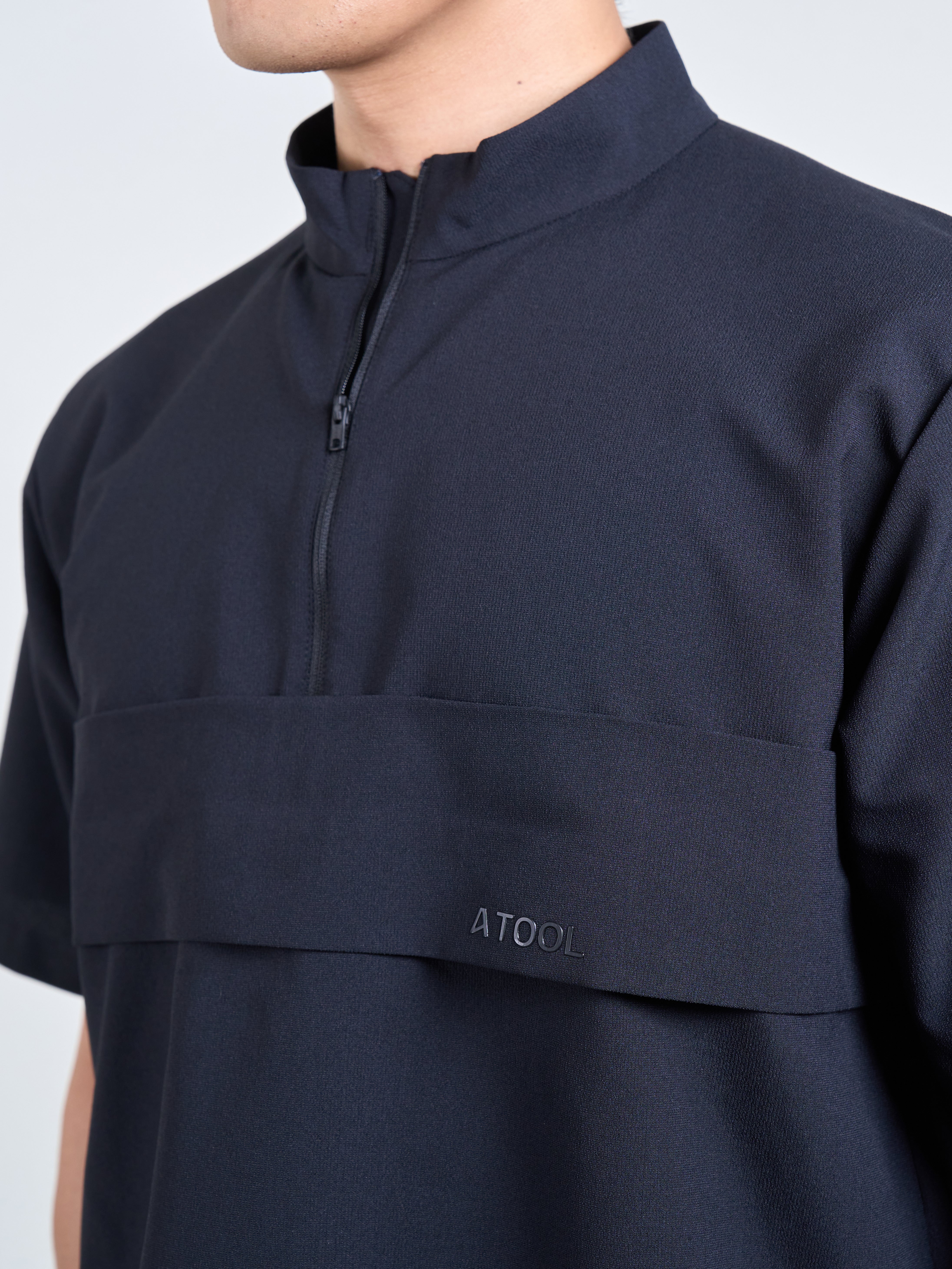 SHORT-SLEEVE QUARTER ZIP BL